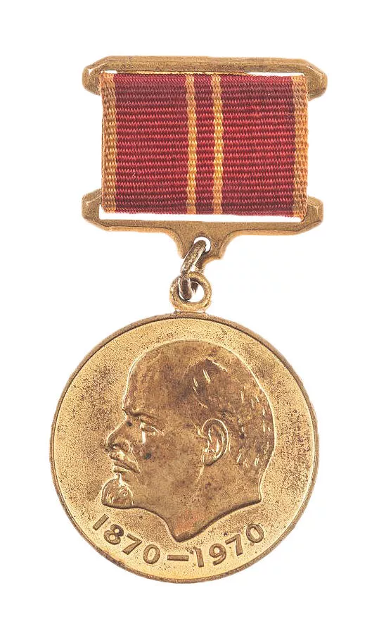 Фото 3-1 медаль 100 лет.jpg