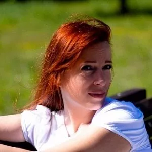 надежда царева300.jpg