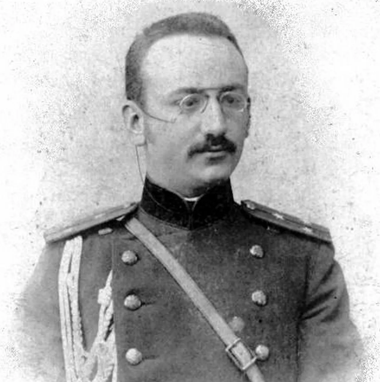 Поручик Иван Тимофеевич Беляев, 1900 г..jpg