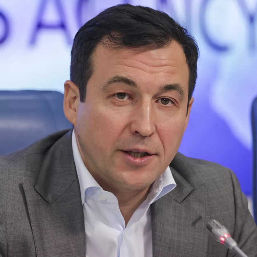 гусев.jpg