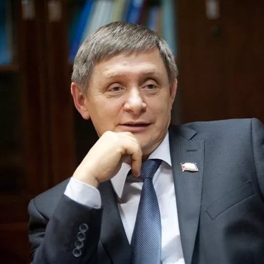 Игорь Лобач