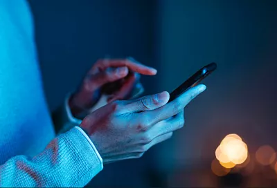 Эксперт: push-уведомления пожирают до трети заряда смартфона