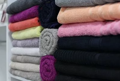 Были как наждачка, а стали нежнее облачка. Пять секретов, которые помогут вернуть старым полотенцам мягкость и пушистость