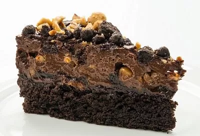 Любимый торт «Сникерс» готовлю сама, могу и вас научить – оказывается, это вообще не сложно