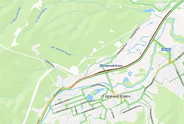 Две 10-километровые пробки сковали трассу М-4 «Дон» в направлении курортов Краснодарского края