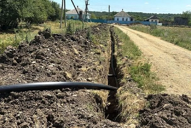 Сети водоснабжения ремонтируют в Белореченском районе 