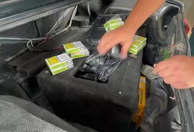 Контрабандные сигареты обнаружили в Сочи в сабвуфере прибывшего из Абхазии автомобиля