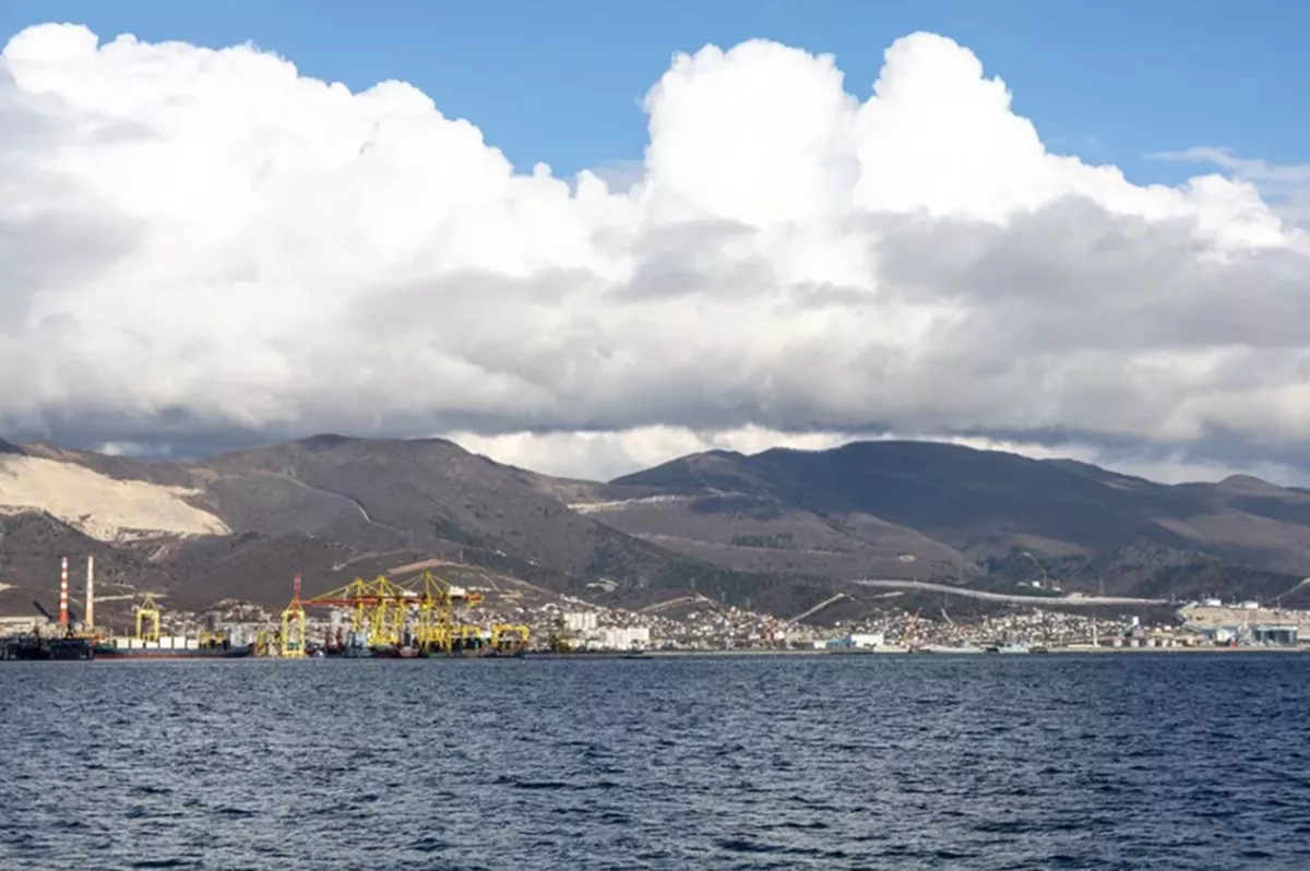 Атакованы объекты КТК: Минобороны РФ прокомментировало ночной налет БПЛА на Новороссийск