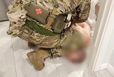 ФСБ и полиция изъяли более 32,7 тыс. блистеров и 500 флаконов незаконных лекарственных препаратов в Сочи