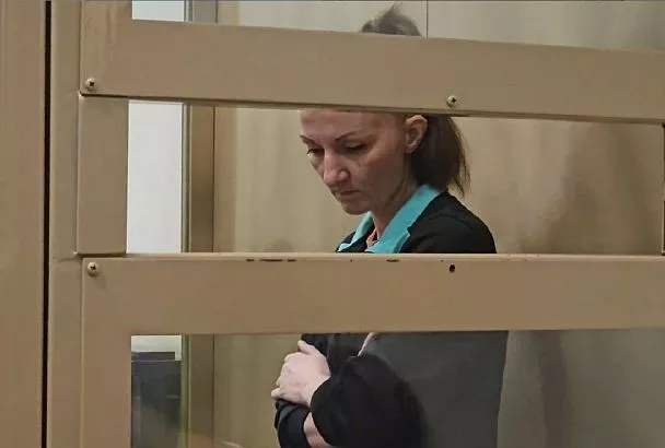 Выбросившая 5-летнего сына из окна 5 этажа жительница Кубани осуждена на 15 лет