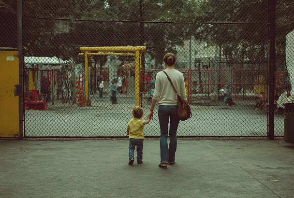 Как мать меняет судьбу ребёнка: опыт Харлоу и выводы для родителей