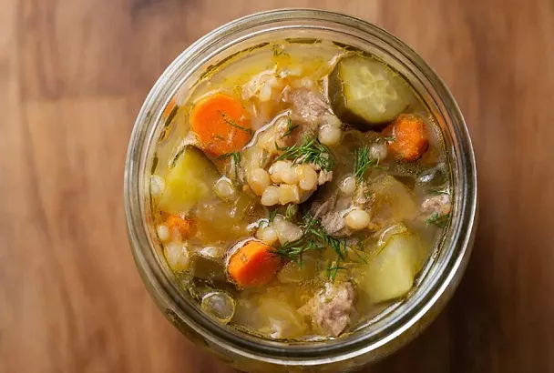 Рассольник в банке: прекрасная заготовка для любимого супа со вкусом лета