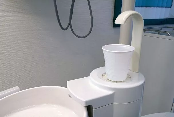 Стоматолог в Геленджике взял с клиентов предоплату на 1 млн рублей и не стал лечить зубы