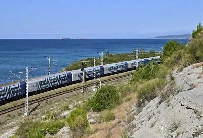 Курсирующий между Адлером и Москвой поезд «Таврия» сменил номер
