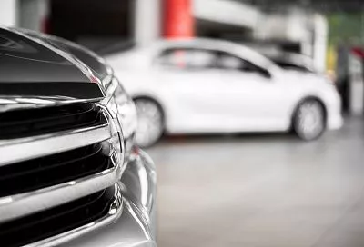 ЛДПР предлагает запретить злостным неплательщикам алиментов регистрировать авто и недвижимость