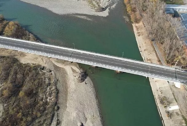 В Лабинске после капремонта открыли мост