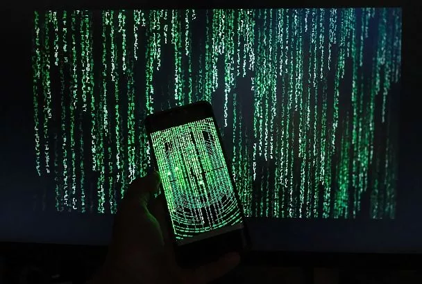 Дело на миллион: мошенники обманули двух жителей Екатеринбурга через мессенджер Мах