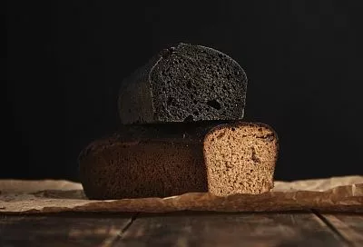 Хлебу будут рады даже помидоры и огурцы в огороде