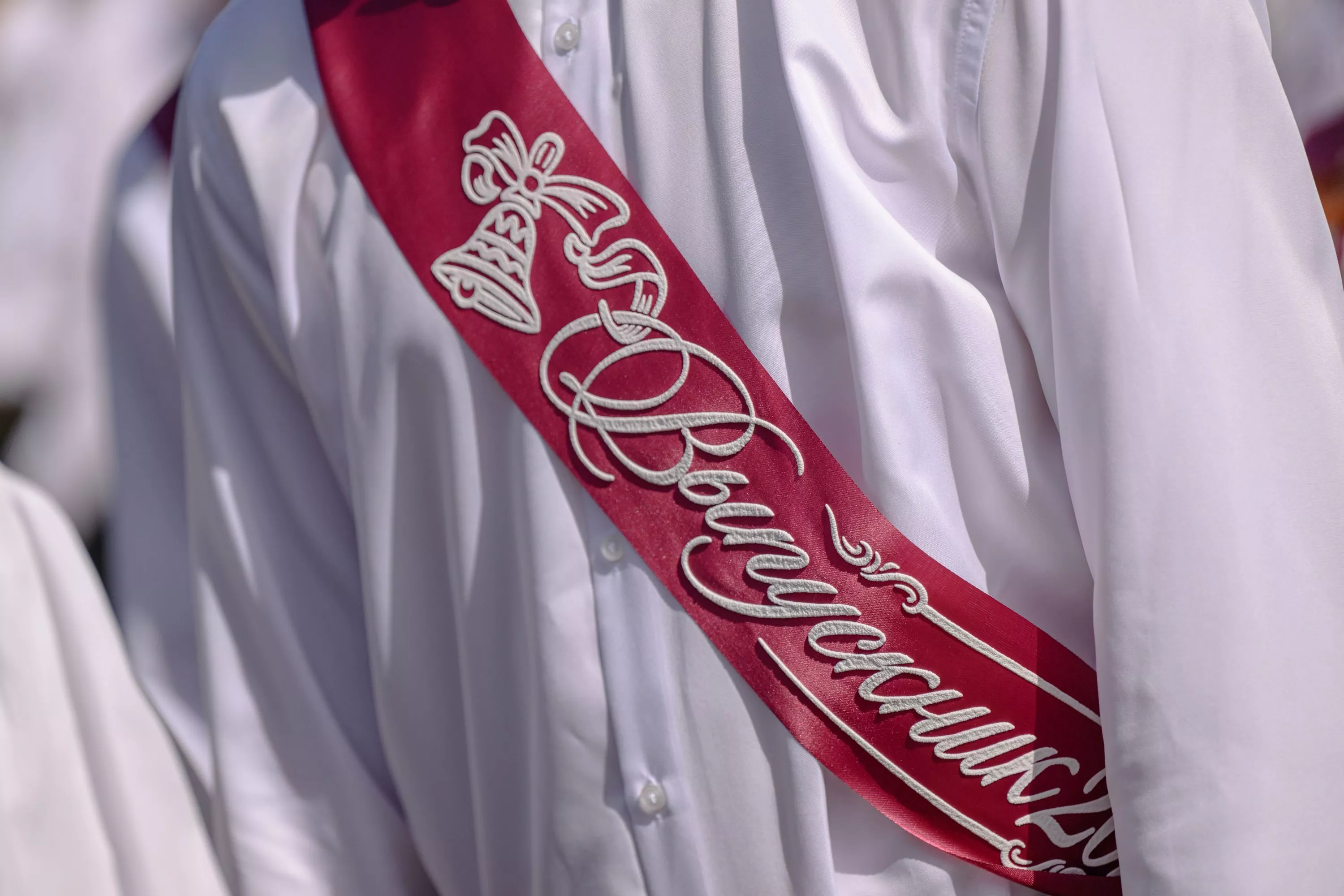 Названа дата проведения выпускных в школах