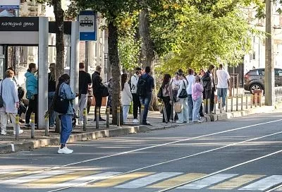 В Краснодарском крае вводят штрафы за курение на остановках, около домов и магазинов