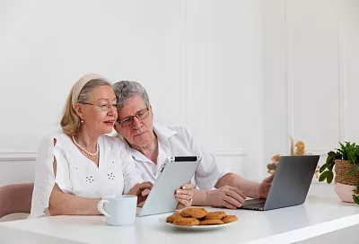 На три года раньше: в Госдуму внесут законопроект о сокращении медстажа для досрочной пенсии