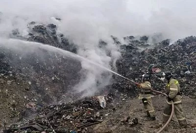 «Ситуация ухудшается и требует срочного вмешательства». Мэр Новороссийска Кравченко – о возгорании на полигоне