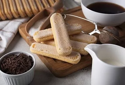 Любимое печенье королей за 15 минут: приготовьте знаменитое итальянское савоярди – оказывается, это не только вкусно, но и просто