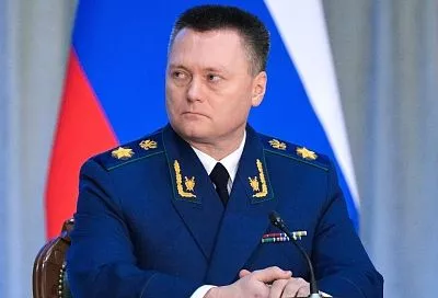 Краснов начал реформу судебной системы