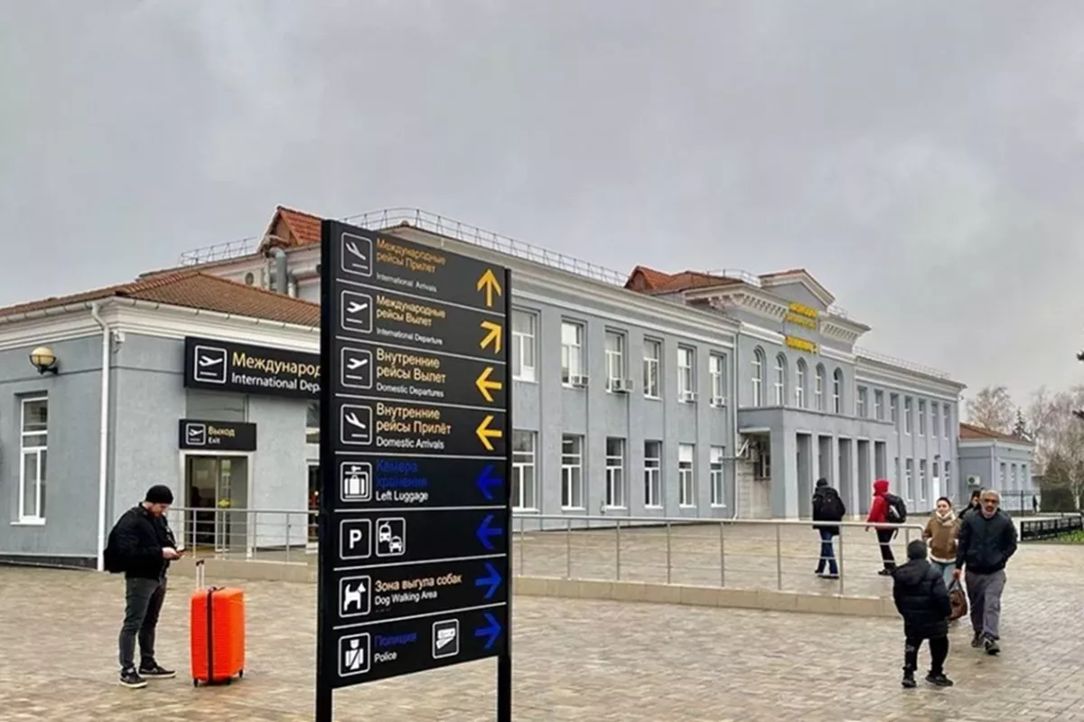 Аэропорты Краснодара, Сочи и Геленджика временно не принимают и не отправляют самолеты