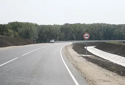 В Краснодарском крае за пять лет построено и отремонтировано более 2,5 тысяч км дорог местного значения