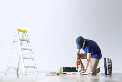 Более половины россиян планируют заняться ремонтом в новогодние каникулы