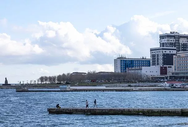 В Геленджике и Новороссийске отменили угрозу атаки БПЛА