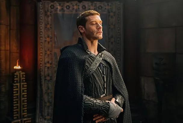 От страницы к экрану: Wink показал тизер «Трудно быть богом»