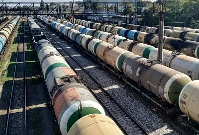 Россия запретит экспорт бензина с 1 апреля