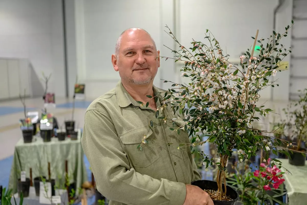 Владелец ЛПХ Андрей Киек участвует в «Кубанской ярмарке» уже десять лет. Владелец ЛПХ Андрей Киек участвует в «Кубанской ярмарке» уже десять лет.