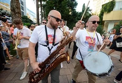 Громко, зрелищно и вкусно: топ-8 самых ярких фестивалей Кубани
