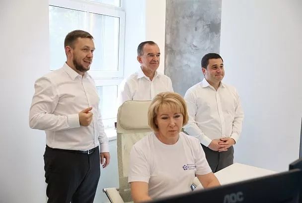 Губернатор Краснодарского края и заместитель министра строительства РФ оценили модернизацию системы водоснабжения Геленджика