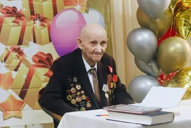 Губернатор Кубани Вениамин Кондратьев поздравил ветерана Великой Отечественной войны из Краснодара со 102-летием