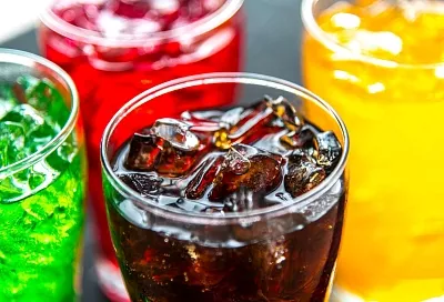 Российский школьник лишился части желудка после «развлечения» с колой