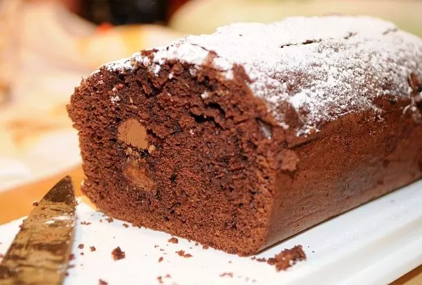 Готовлю детям через день шоколадный хлеб: просто намазал маслом - и готово пирожное! Рецепт - проще не бывает!