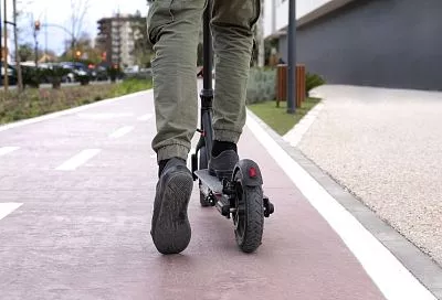 Сириус поделился с Санкт-Петербургом опытом в сфере регулирования езды на самокатах