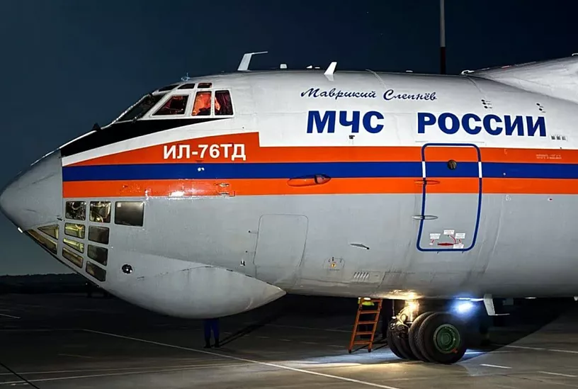 Владимир Путин поручил главе МЧС вылететь в Туапсе для контроля работ по тушению пожара