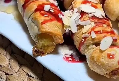 Бананы в слоеном тесте без замеса — несколько минут в духовке, и полезный десерт улетает со стола горячим