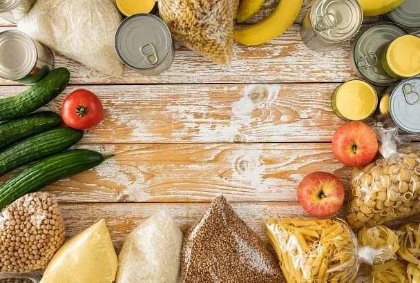 От гречки до шоколада: как россияне формируют продуктовый «аварийный запас»