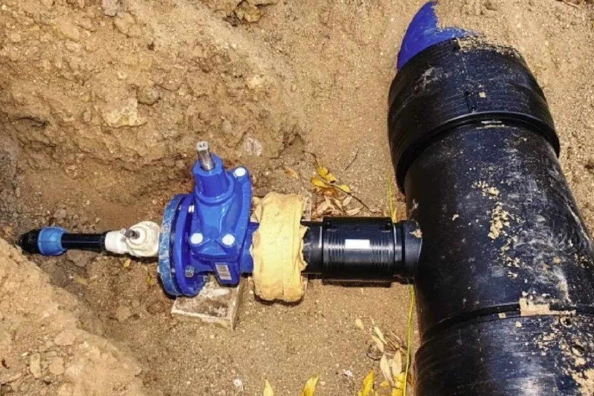 Почти 600 случаев самовольных врезок в коммунальные сети выявили в Краснодаре 