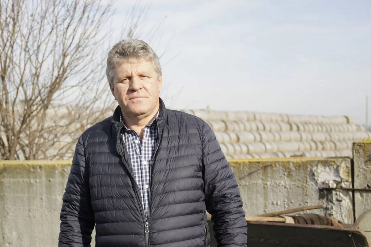 Директор предприятия Сергей Сыроватко делает ставку на развитие многопрофильного агробизнеса. Директор предприятия Сергей Сыроватко делает ставку на развитие многопрофильного агробизнеса.