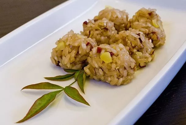 И без мяса очень вкусно! Вегетарианские котлетки из риса и овощей