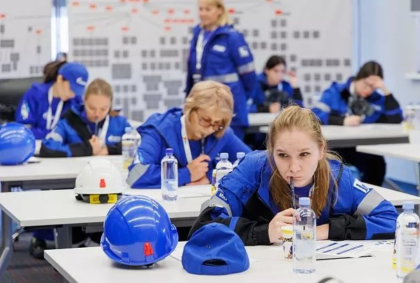 Сотрудники АЗС, нефтебаз и лабораторий «Газпром нефти» поборются за звание лучших по профессии в Санкт-Петербурге