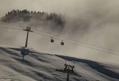 Горный курорт «Роза Хутор» в Сочи ограничил продажу ски-пассов