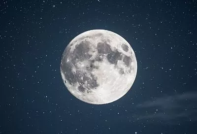 Луна заслонит Плеяды: редкое астрономическое шоу состоится 19 апреля